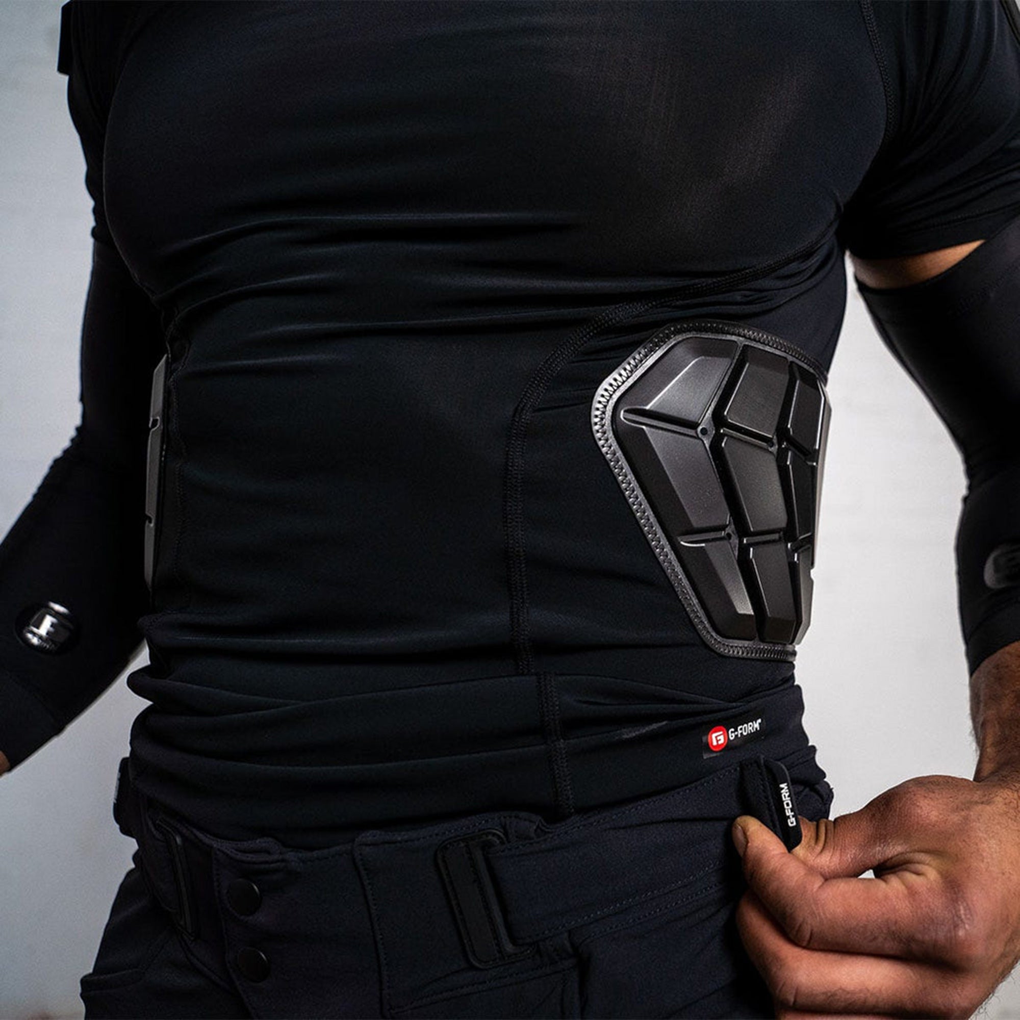 G-Form Pro-X3 Compression Shirt-Black-Black – J&R Bicycles, Inc.