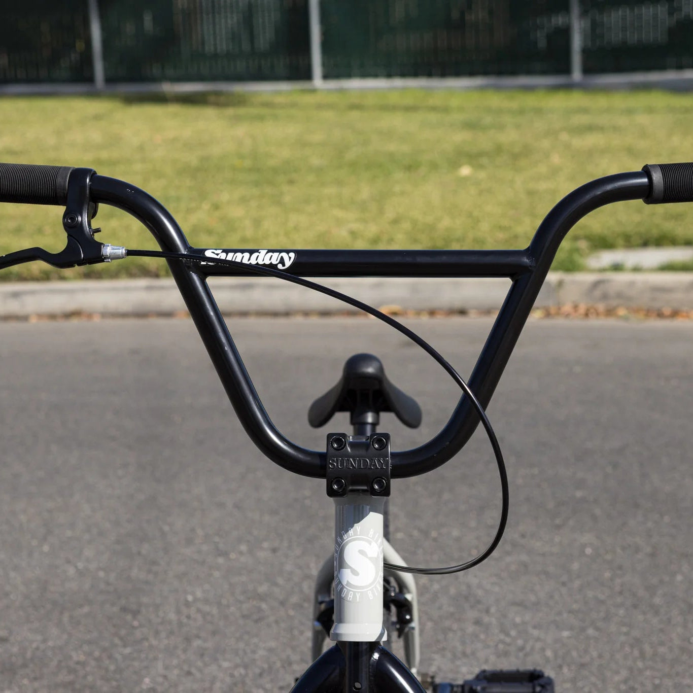 Sunday Bikes BMX•ジャイロ•ペグ•マニュアル練習用スタンド