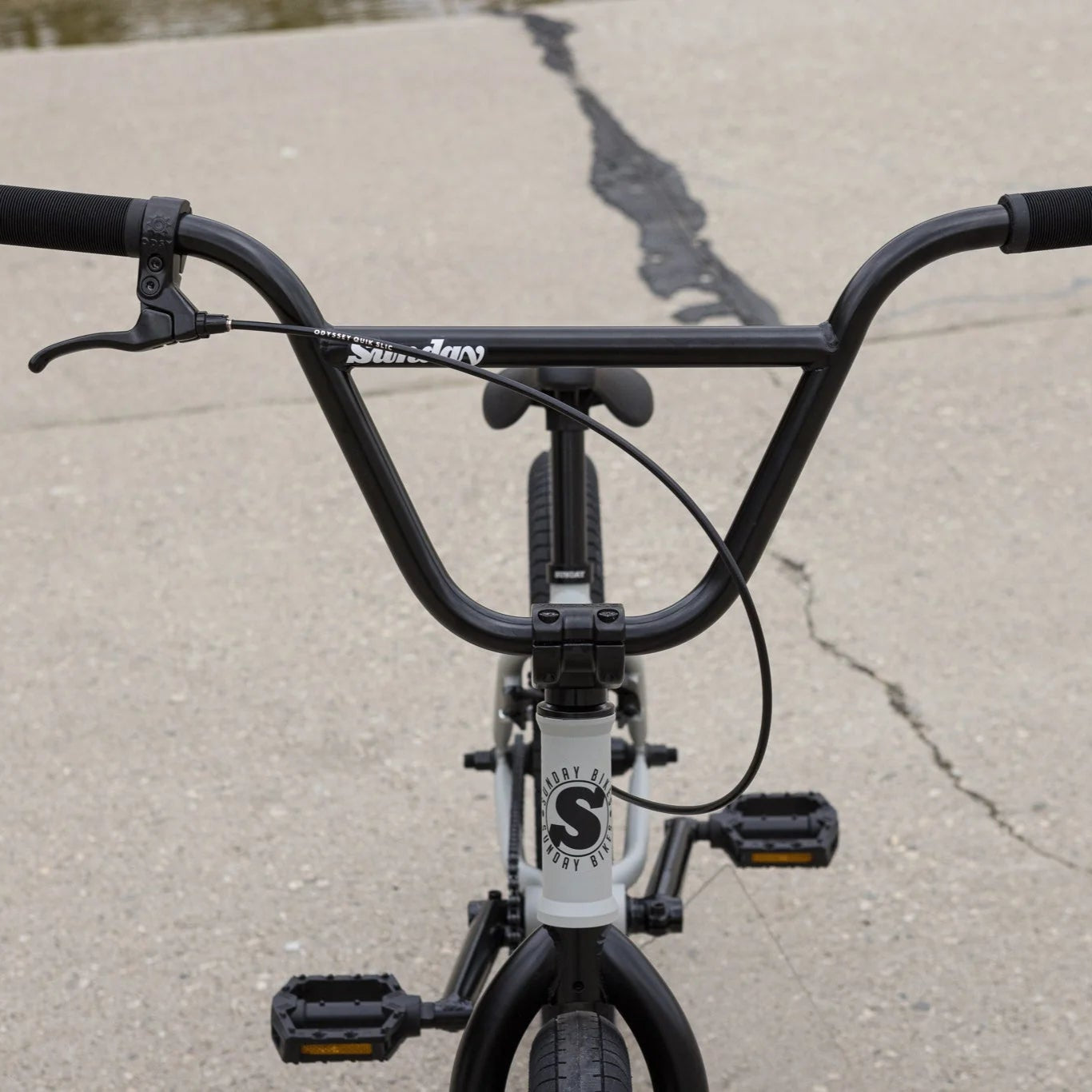 Sunday Bikes BMX•ジャイロ•ペグ•マニュアル練習用スタンド Sunday Bikes BMX•ジャイロ•ペグ•マニュアル練習用スタンド