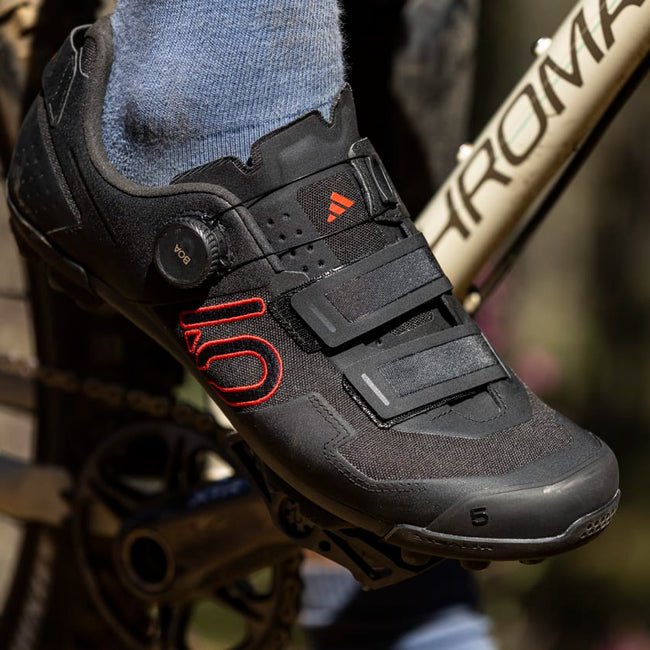 Five Ten Men's Kestrel BOA Mountain Clipless Shoes, Core Black/Gray Six/Gray Four / 12 Five Ten Men's Kestrel BOA Mountain Clipless Shoes, Core Black/Gray Six/Gray Four / 12