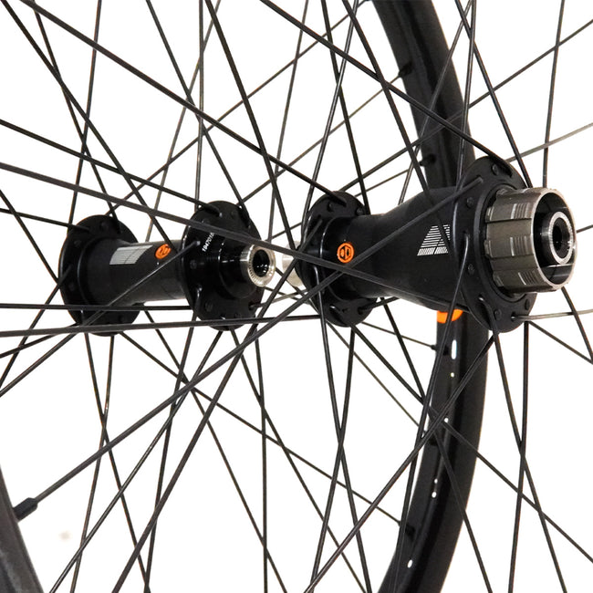 Box One Stealth Expert Carbon Wheelset-20x1 1/8-inch at J&R Bicycles ...