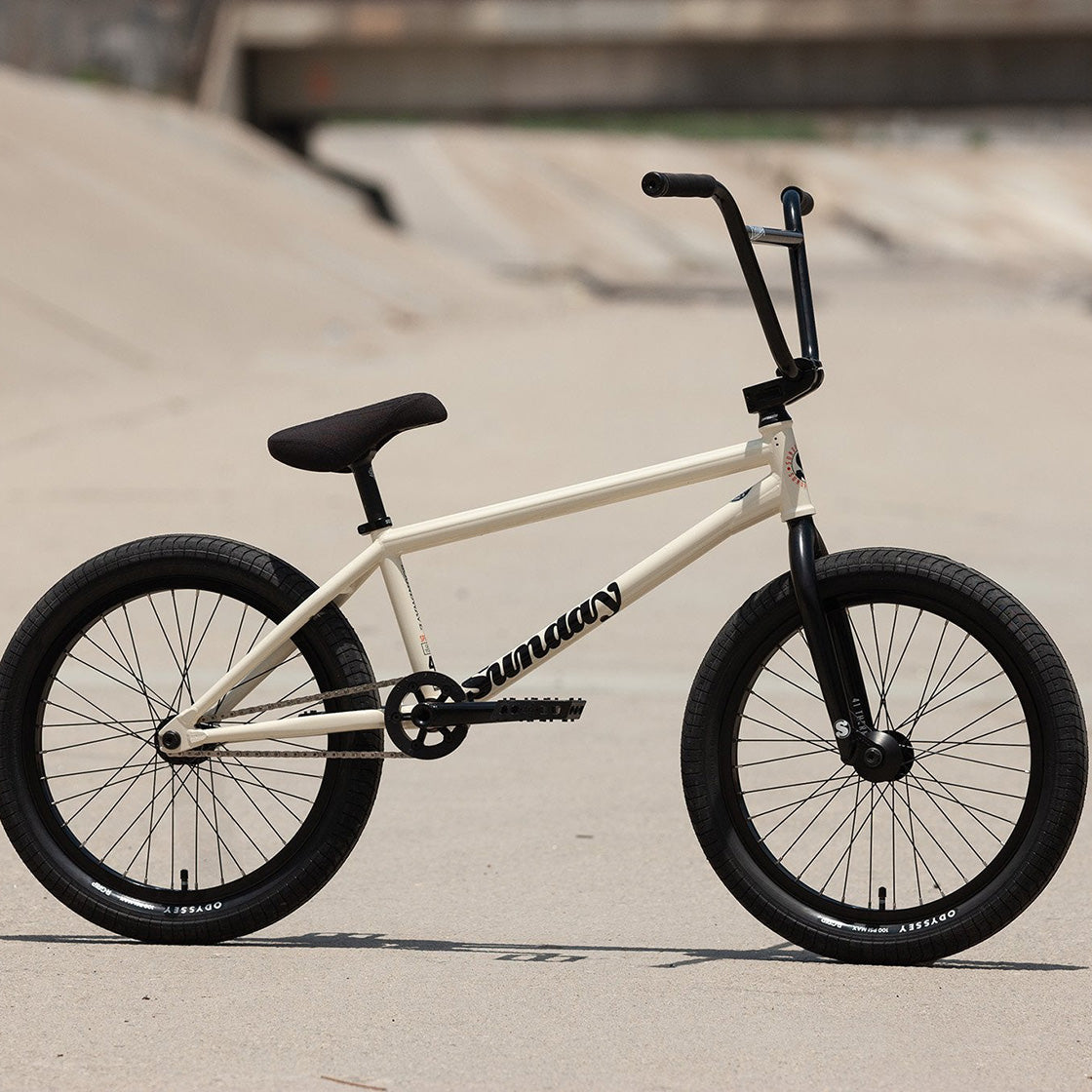 BMX SUNDAY SOUNDWAVE 21” Sunday Soundwave Special FC RHD 21TT BMX Bike-Gloss Classic White