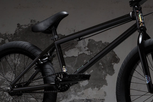 Kink Launch BMX Bike-Gloss Trans Particle Black - 3