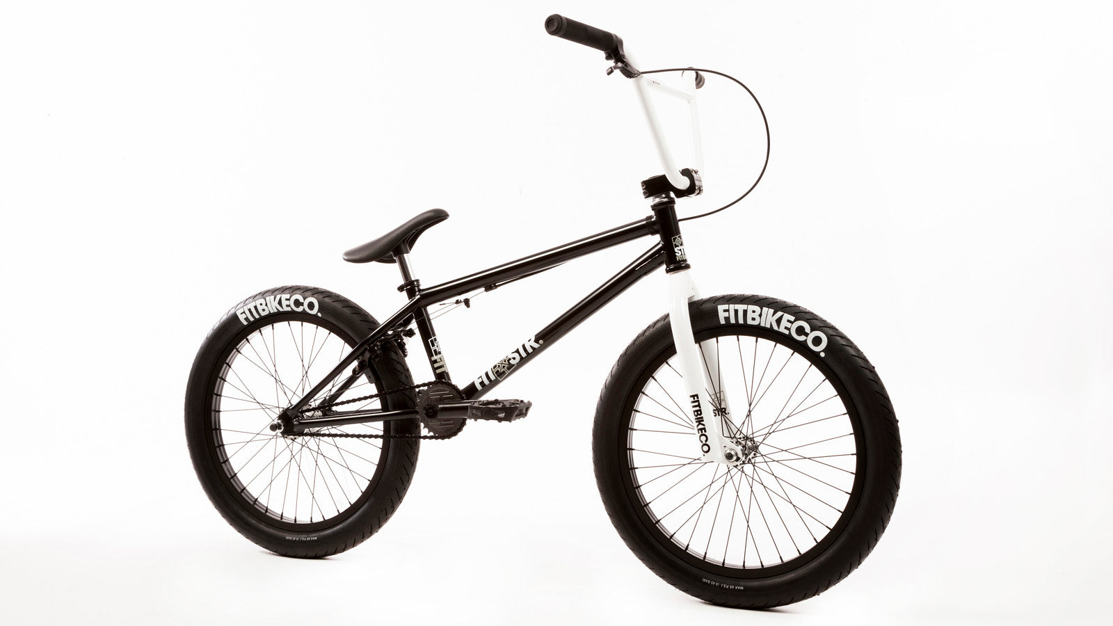 Fit 2017 STR Bike-Gloss Black at J&R Bicycles – J&R Bicycles, Inc.